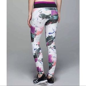 New pigment wave pants